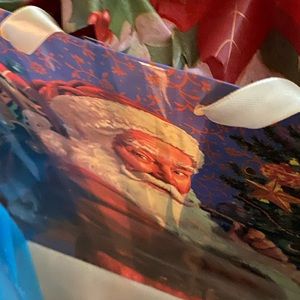 Mystery Christmas dish🎄🎁 CHRISTMAS ISLAND ITEM includes one set lots of pieces